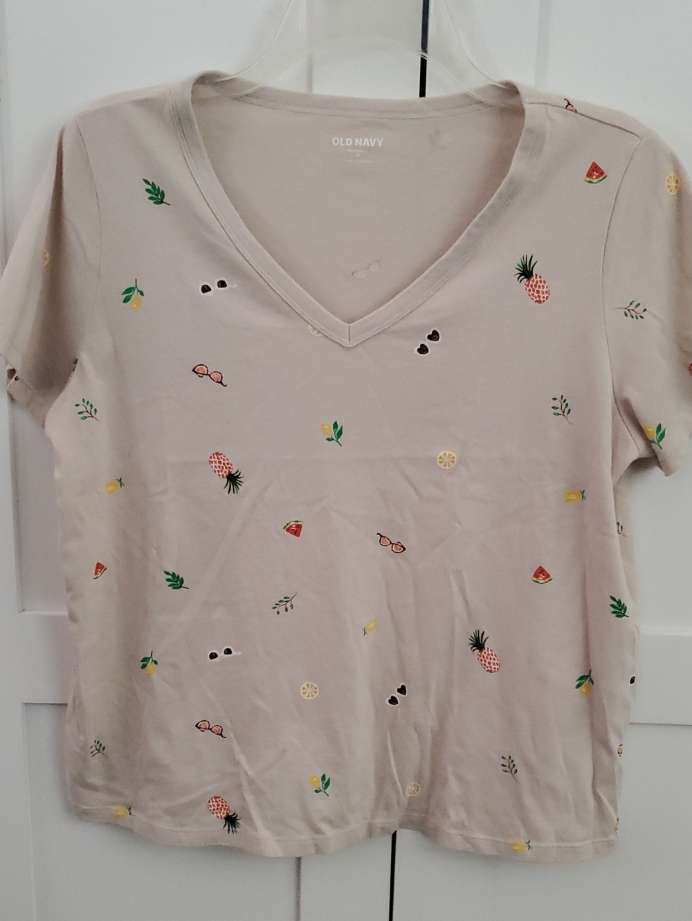 Old Navy Light Beige V-Neck Tee with Tiny Fruit & Leaf Motif